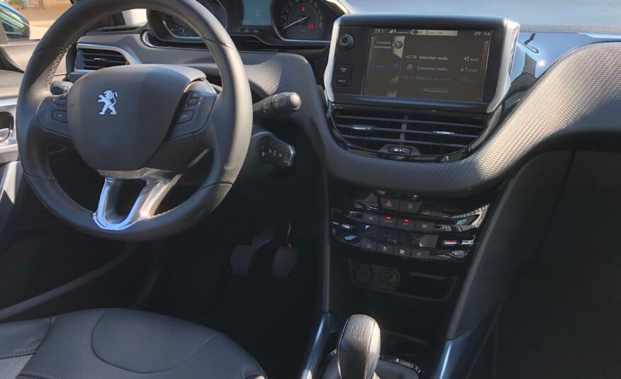 PEUGEOT 2008 1.6HDi 92 Allure