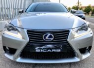 Lexus IS300h Hybrid