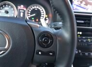 Lexus IS300h Hybrid