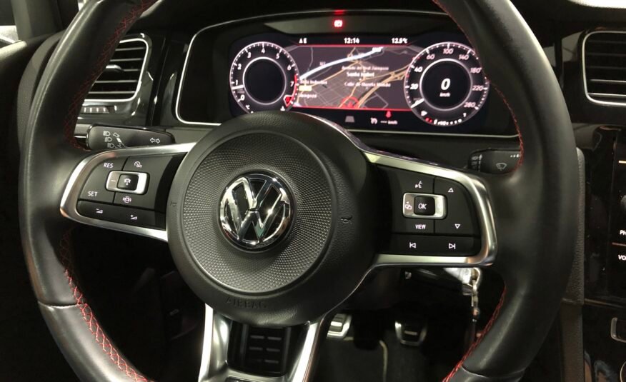 VOLKSWAGEN Golf GTI Performance 245