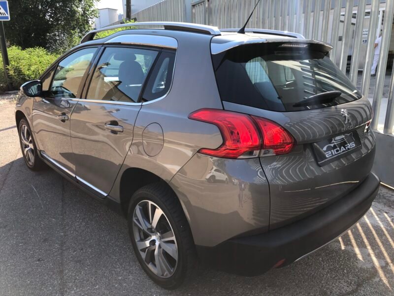 PEUGEOT 2008 1.6HDi 92 Allure