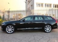 VOLVO V90 2.0 D4 Inscription Auto 5p.