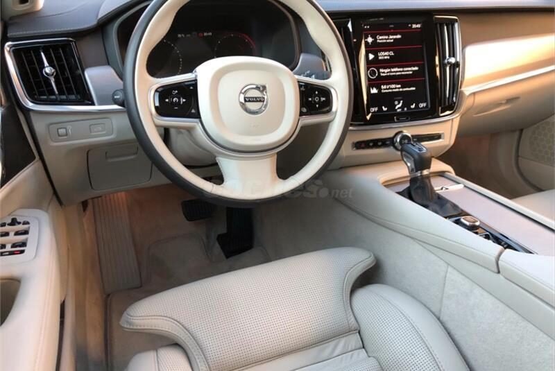 VOLVO V90 2.0 D4 Inscription Auto 5p.