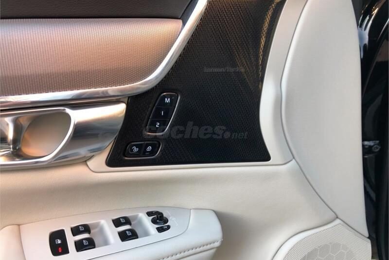 VOLVO V90 2.0 D4 Inscription Auto 5p.