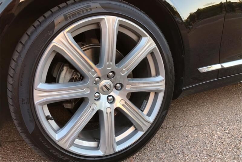 VOLVO V90 2.0 D4 Inscription Auto 5p.