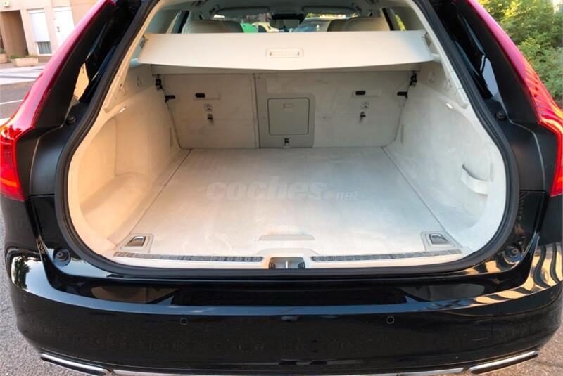 VOLVO V90 2.0 D4 Inscription Auto 5p.