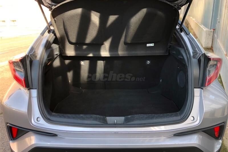 TOYOTA CHR 1.8 125H Dynamic Plus 5p.