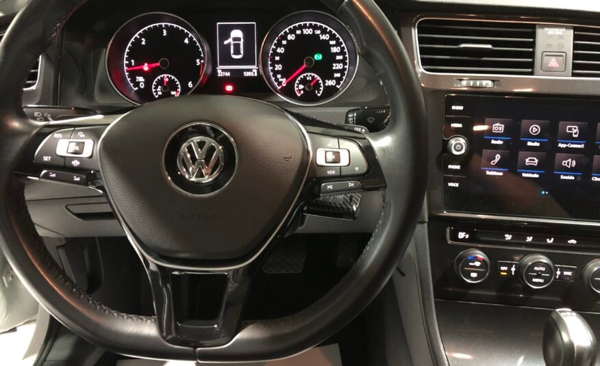 VOLKSWAGEN Golf 1.6TDi 115cv Bussines Edition DSG