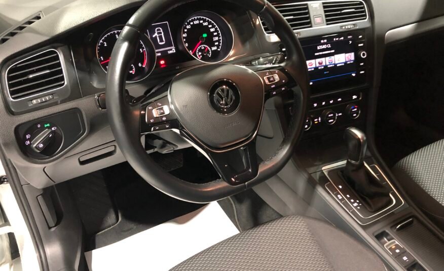 VOLKSWAGEN Golf 1.6TDi 115cv Bussines Edition DSG