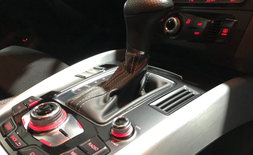 AUDI Q5 2.0 TDI Quattro Tiptronic Sline