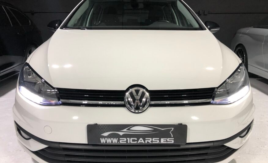 VOLKSWAGEN Golf 1.6TDi 115cv Bussines Edition DSG