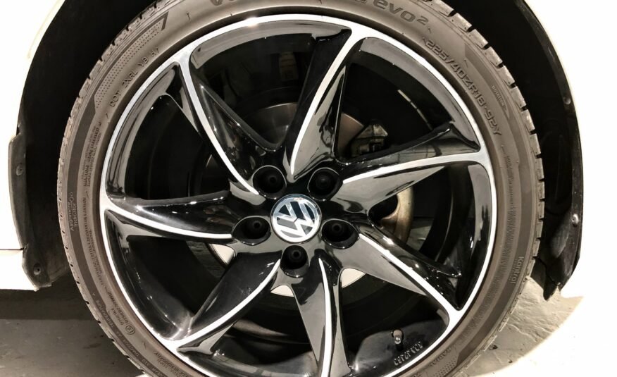 VOLKSWAGEN Golf 1.6TDi 115cv Bussines Edition DSG
