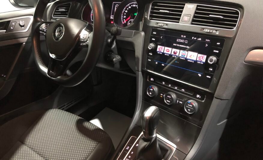 VOLKSWAGEN Golf 1.6TDi 115cv Bussines Edition DSG