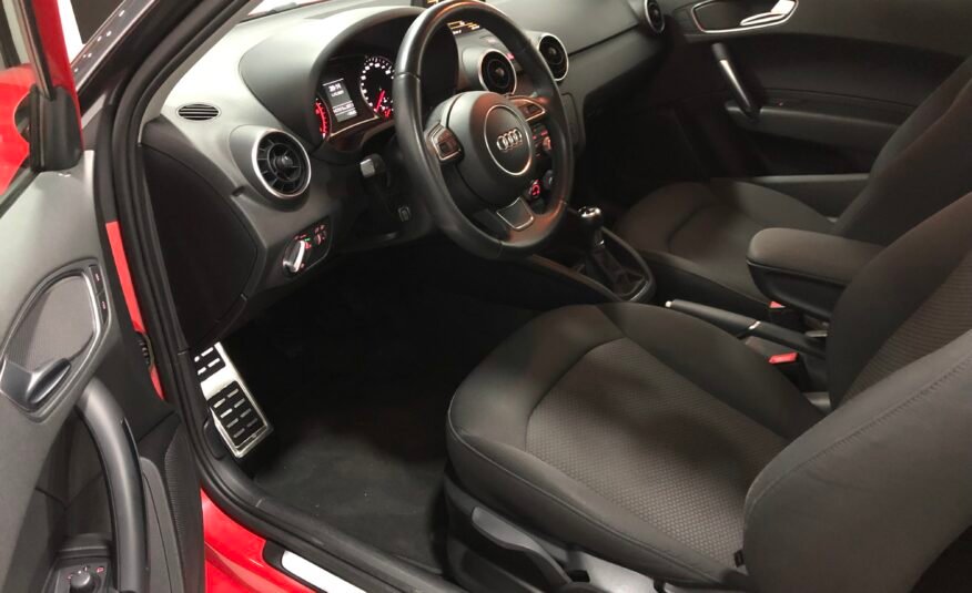 AUDI A1 1.6TDi 90cv