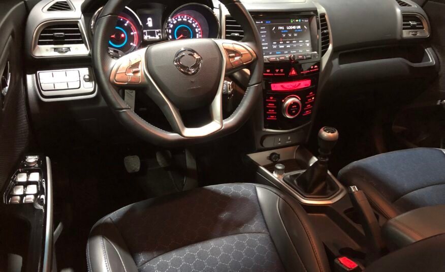 Ssangyong Tivoli D16T LIMITED