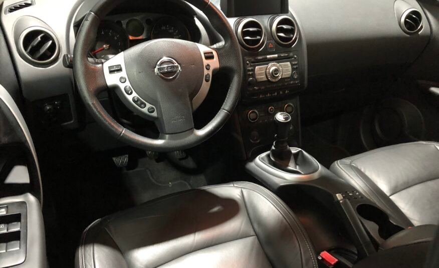 NISSAN Qashqai 2.0i 16v