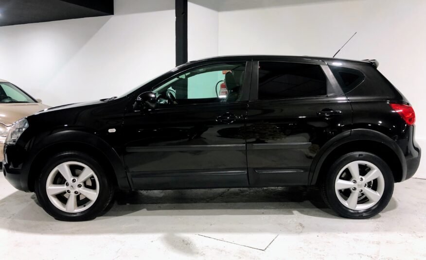 NISSAN Qashqai 2.0i 16v