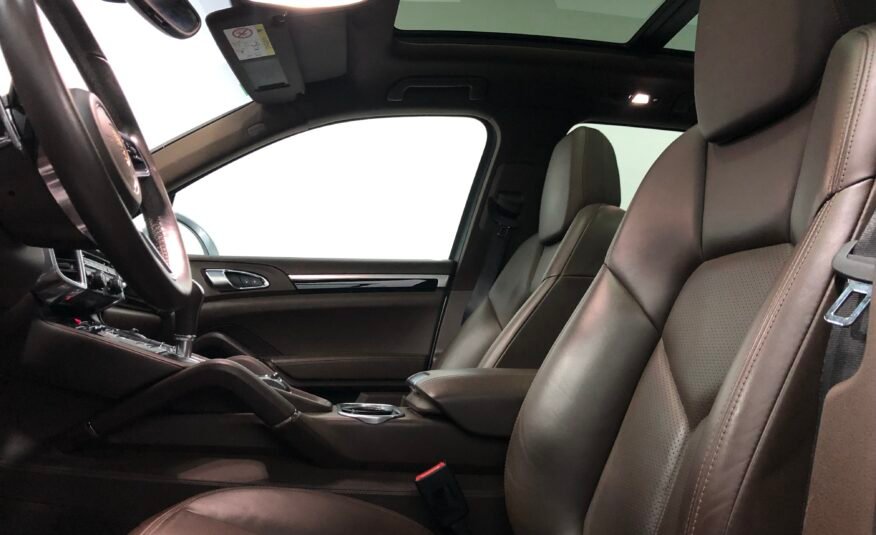 PORSCHE CAYENNE S