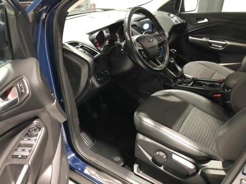 FORD Kuga 1.5 ECOBOOST TTITANIUM