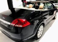 FORD Focus CC 2.0i 16v Titanium