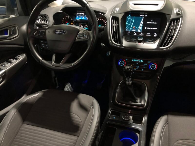 FORD Kuga 1.5 ECOBOOST TTITANIUM