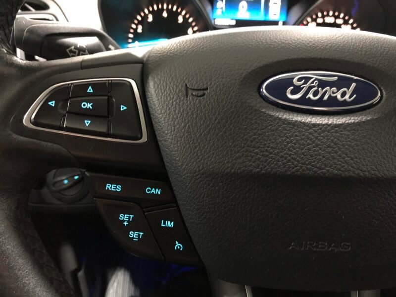 FORD Kuga 1.5 ECOBOOST TTITANIUM