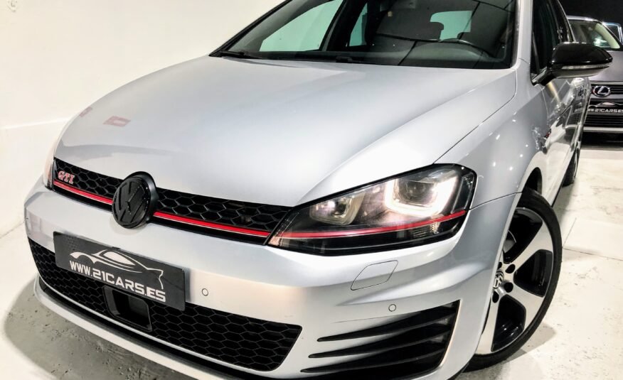 VOLKSWAGEN Golf GTI 230 PERFORMANCE