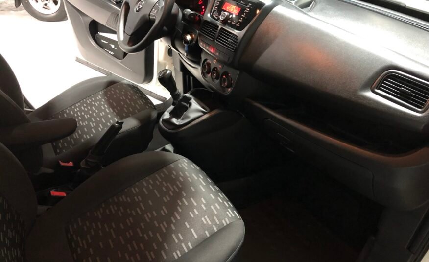 OPEL Combo 1.3CDTi Furgón