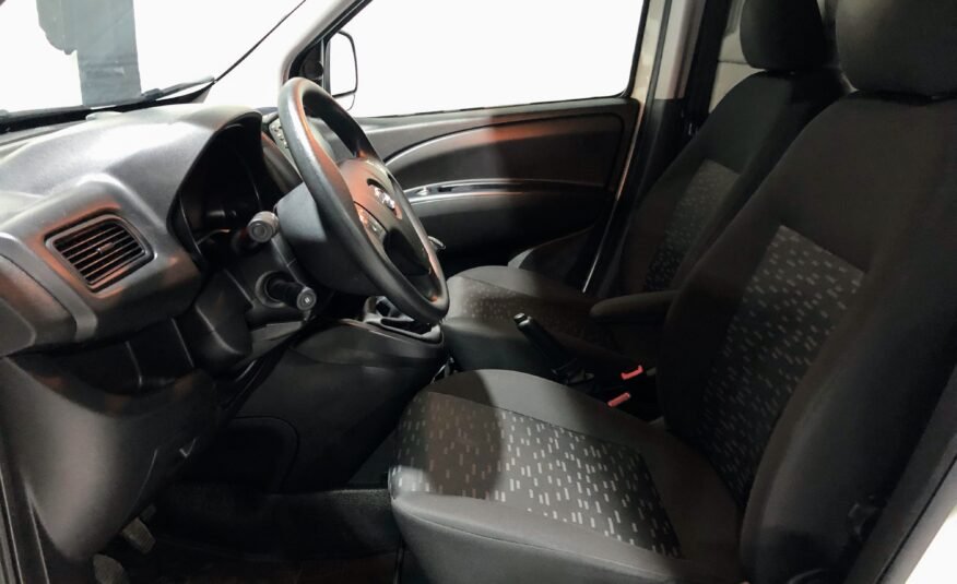 OPEL Combo 1.3CDTi Furgón