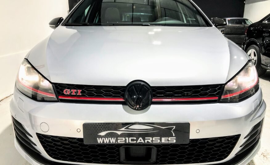 VOLKSWAGEN Golf GTI 230 PERFORMANCE