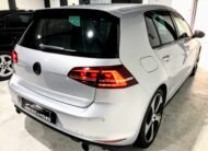 VOLKSWAGEN Golf GTI 230 PERFORMANCE