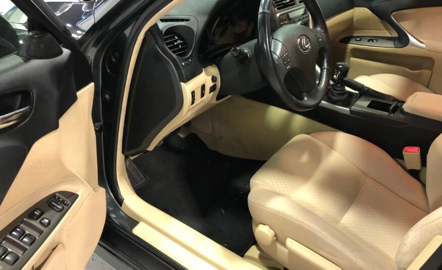 Lexus IS200d PREMIUM
