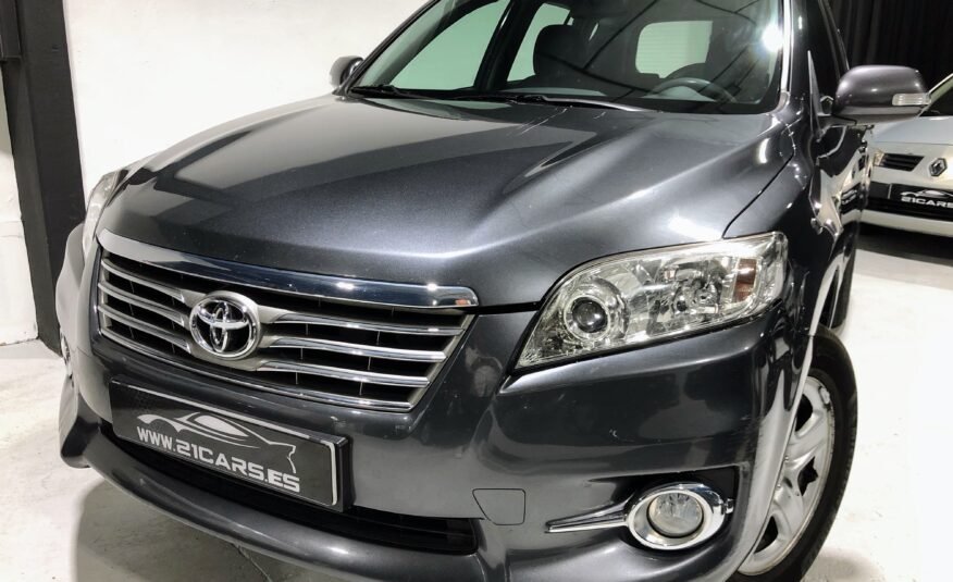 TOYOTA Rav4 2.2 D4D 4×4