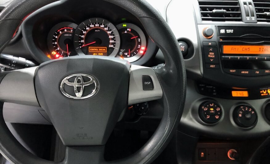 TOYOTA Rav4 2.2 D4D 4×4