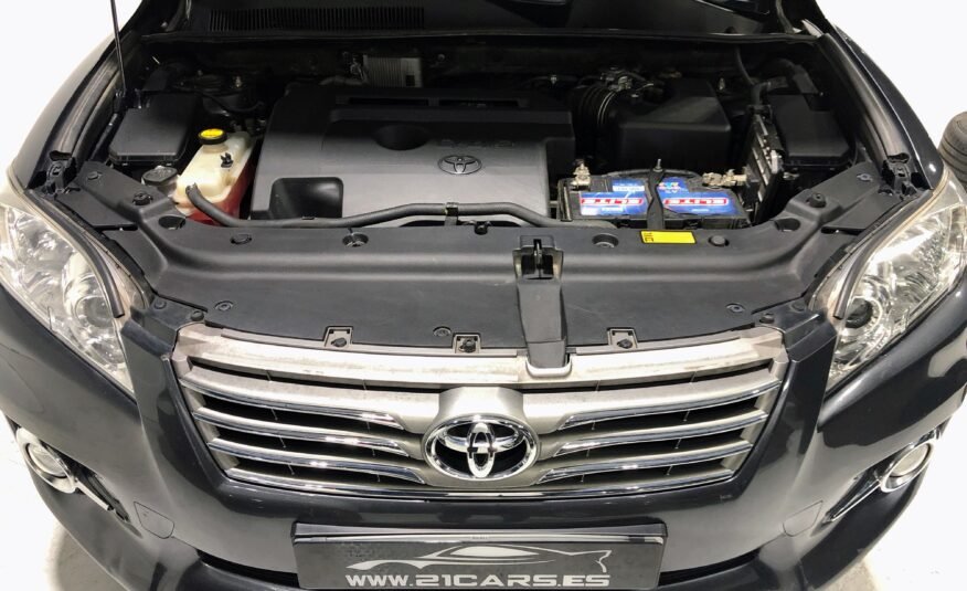TOYOTA Rav4 2.2 D4D 4×4