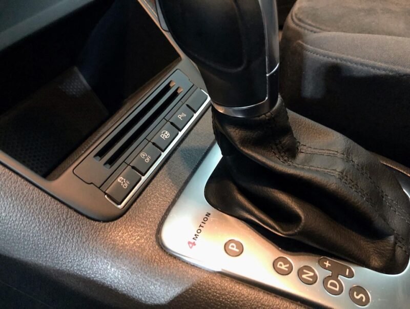 VOLKSWAGEN TIGUAN 2.0TDi 140 4MOTION DSG