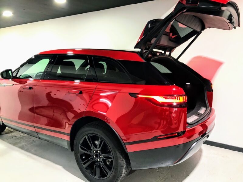 LAND-ROVER RANGE ROVER VELAR 2.0D 240 R-Dynamic