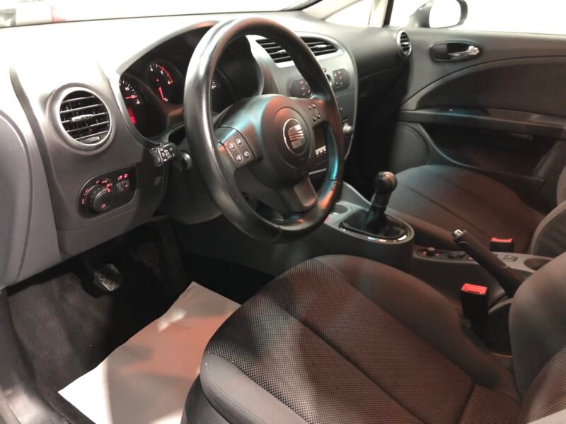 SEAT LEON 2.0TDi 140 cv STYLE