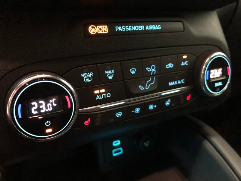 FORD Kuga 1.5i ECOBOOST 150 ST LINE X