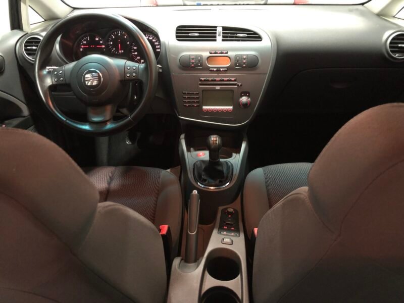 SEAT LEON 2.0TDi 140 cv STYLE