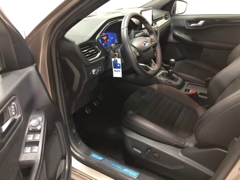 FORD Kuga 1.5i ECOBOOST 150 ST LINE X