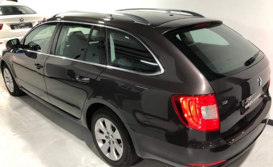 SKODA SUPERB Combi 2.0TDi 140 DSG