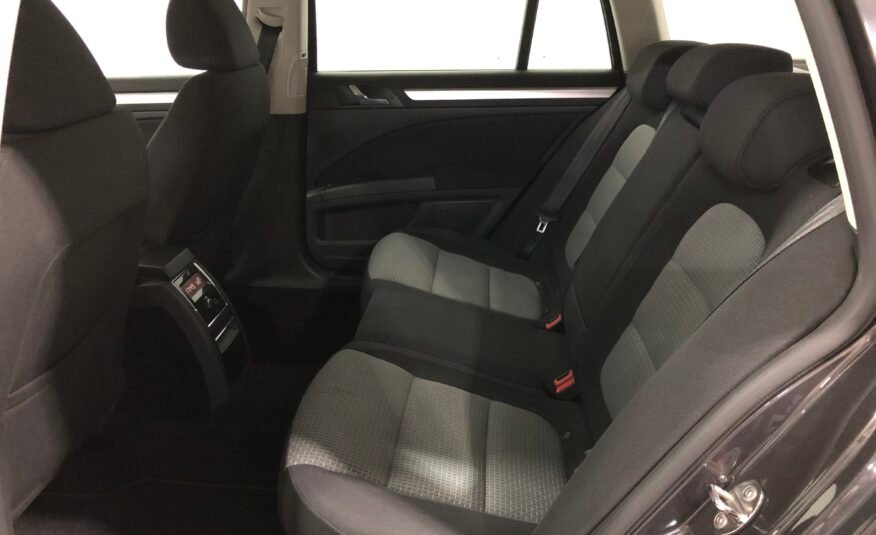 SKODA SUPERB Combi 2.0TDi 140 DSG