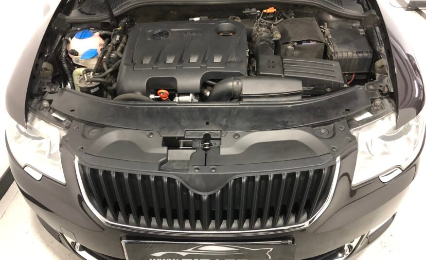 SKODA SUPERB Combi 2.0TDi 140 DSG