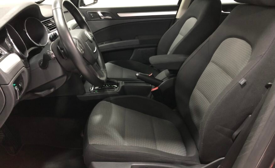 SKODA SUPERB Combi 2.0TDi 140 DSG