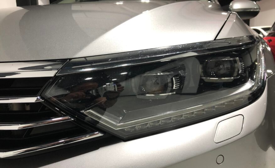 VOLKSWAGEN Passat Variant 2.0TDi 150 DSG SPORT
