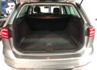 VOLKSWAGEN Passat Variant 2.0TDi 150 DSG SPORT