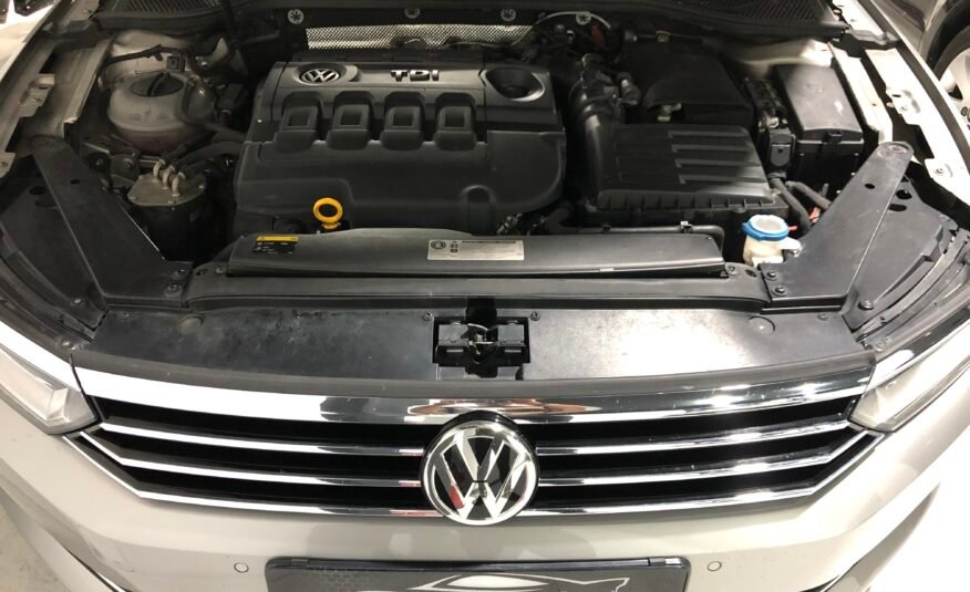 VOLKSWAGEN Passat Variant 2.0TDi 150 DSG SPORT
