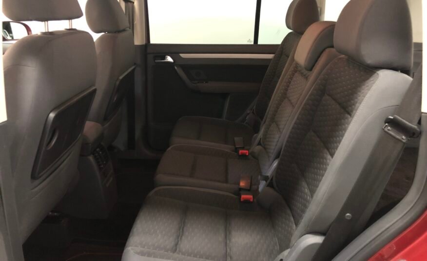 VOLKSWAGEN Touran 1.9TDi 105 Travel