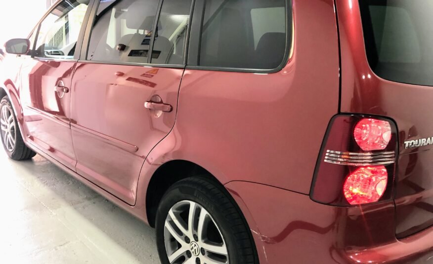 VOLKSWAGEN Touran 1.9TDi 105 Travel